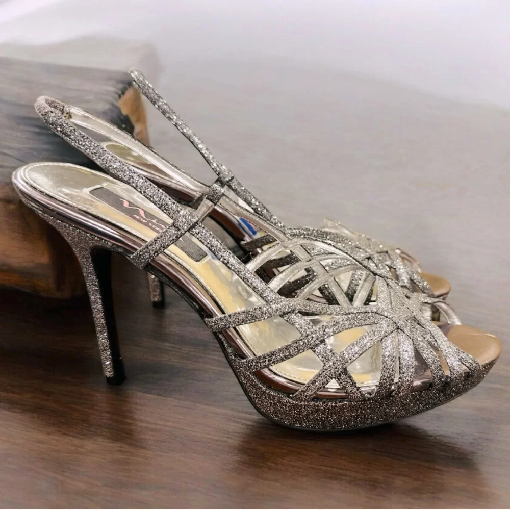 Nina New York Silver Stiletto Platform Slingback Heels Size 9 M‎